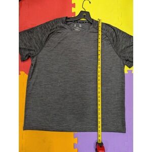 Xersion Everair Men's XL Training Tee - Gray Heather Short Sleeve Performance...